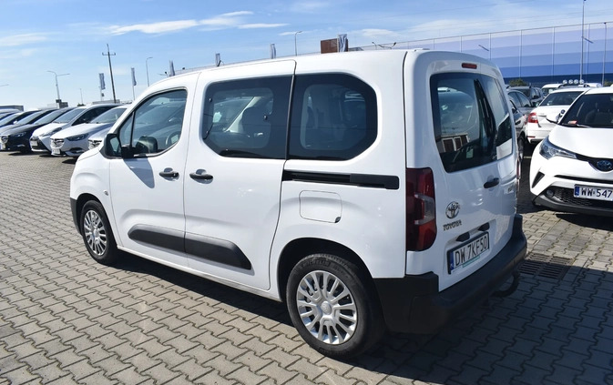 Toyota Proace City Verso cena 67800 przebieg: 150154, rok produkcji 2020 z Trzcianka małe 631